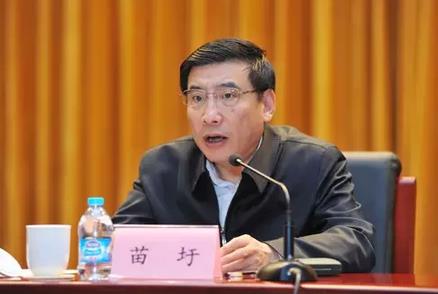 工信部落實(shí)加強(qiáng)銀企對(duì)接，要求抓緊建立重點(diǎn)企業(yè)重點(diǎn)項(xiàng)目融資需求清單