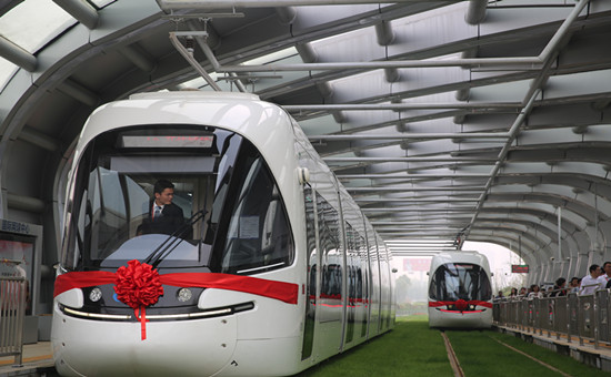 國內(nèi)首個采用能量型超級電容技術(shù)的有軌電車正式運(yùn)營