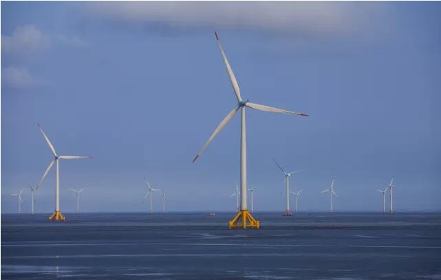 上海振華重工中標國內(nèi)首個EPC總承包海上風電工程