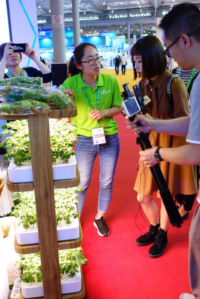 “互聯(lián)網(wǎng)+”農(nóng)業(yè)模式齊聚成都農(nóng)博會(huì)，尚作有機(jī)產(chǎn)品成焦點(diǎn)
